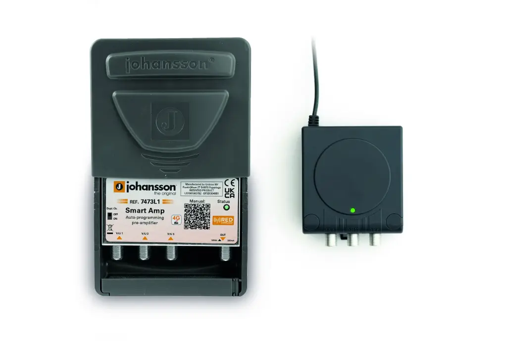 KIT AMPLI SMART 5G  3 ENTREES (ns 85 dBµV)+ ALIM 12V 400 mA JOHANSSON